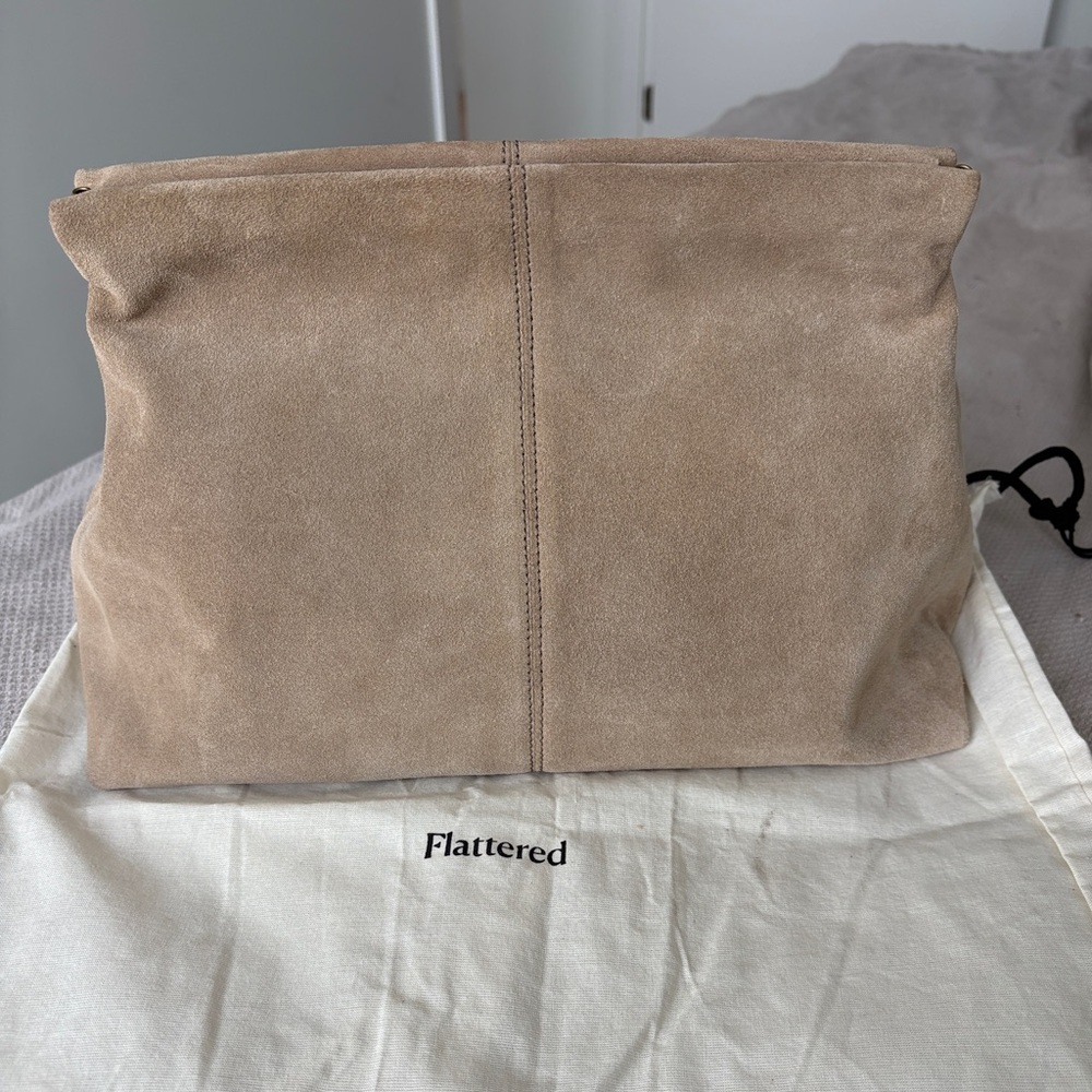 Flattered “Clay” clutch bag in Sand suede